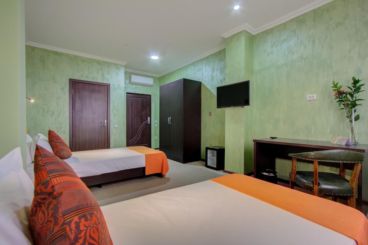 Olive Hotel Biszkek Zewnętrze zdjęcie