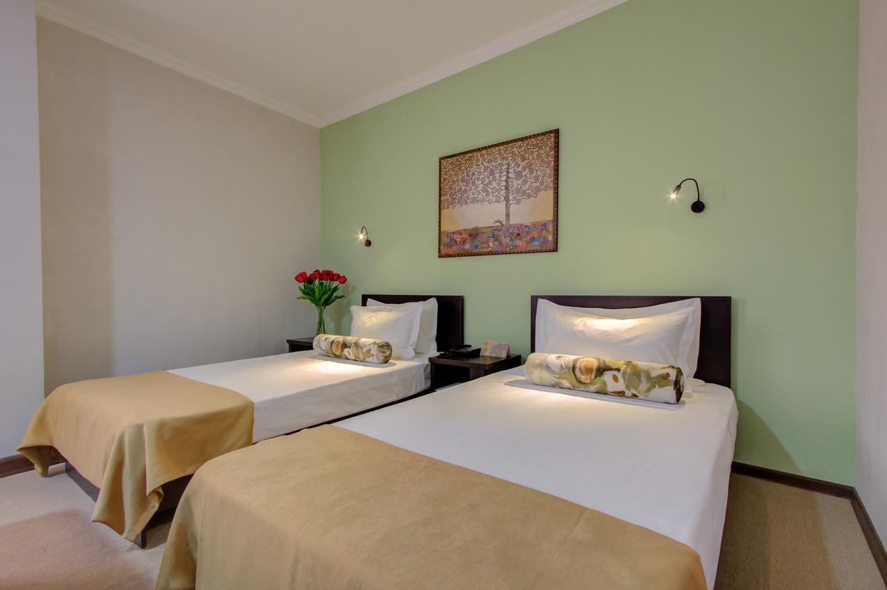 Olive Hotel Biszkek Zewnętrze zdjęcie