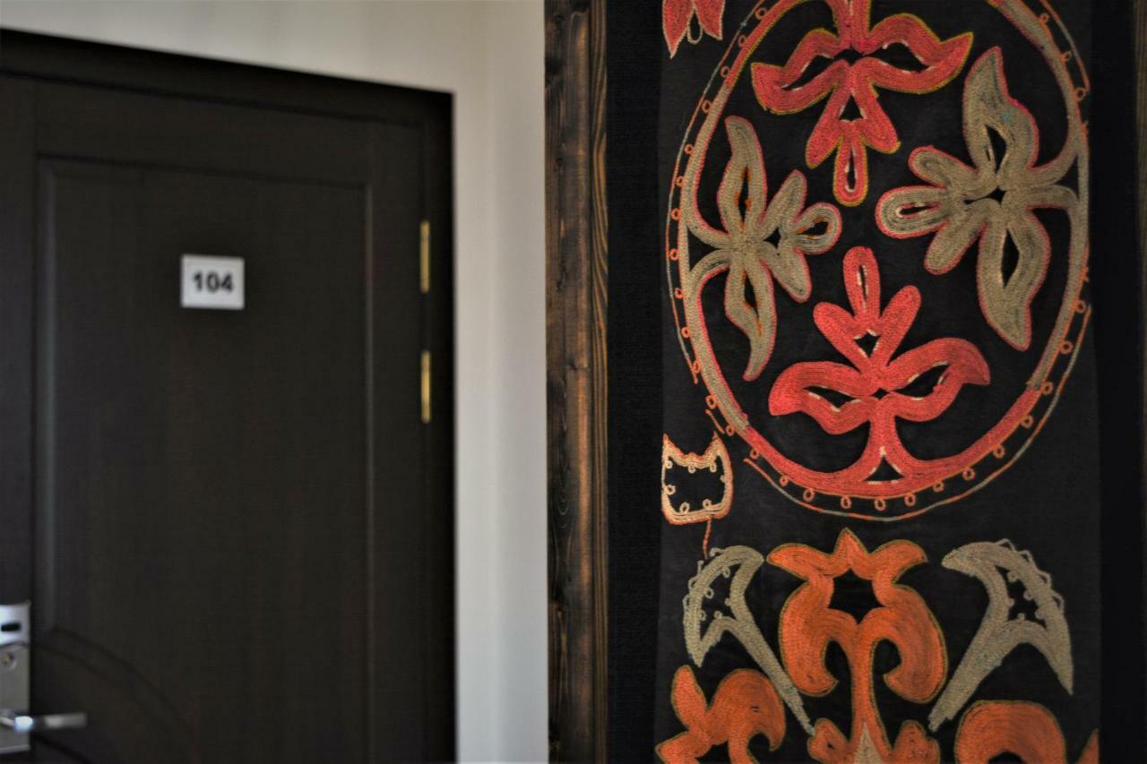 Olive Hotel Biszkek Zewnętrze zdjęcie