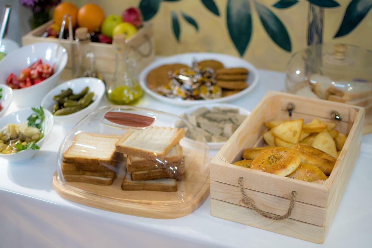 Olive Hotel Biszkek Zewnętrze zdjęcie