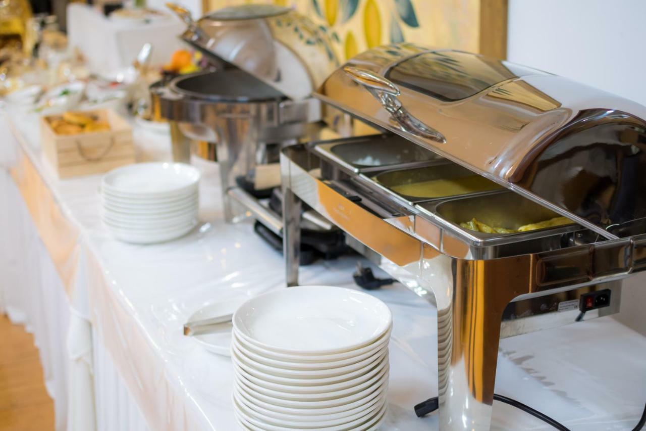 Olive Hotel Biszkek Zewnętrze zdjęcie
